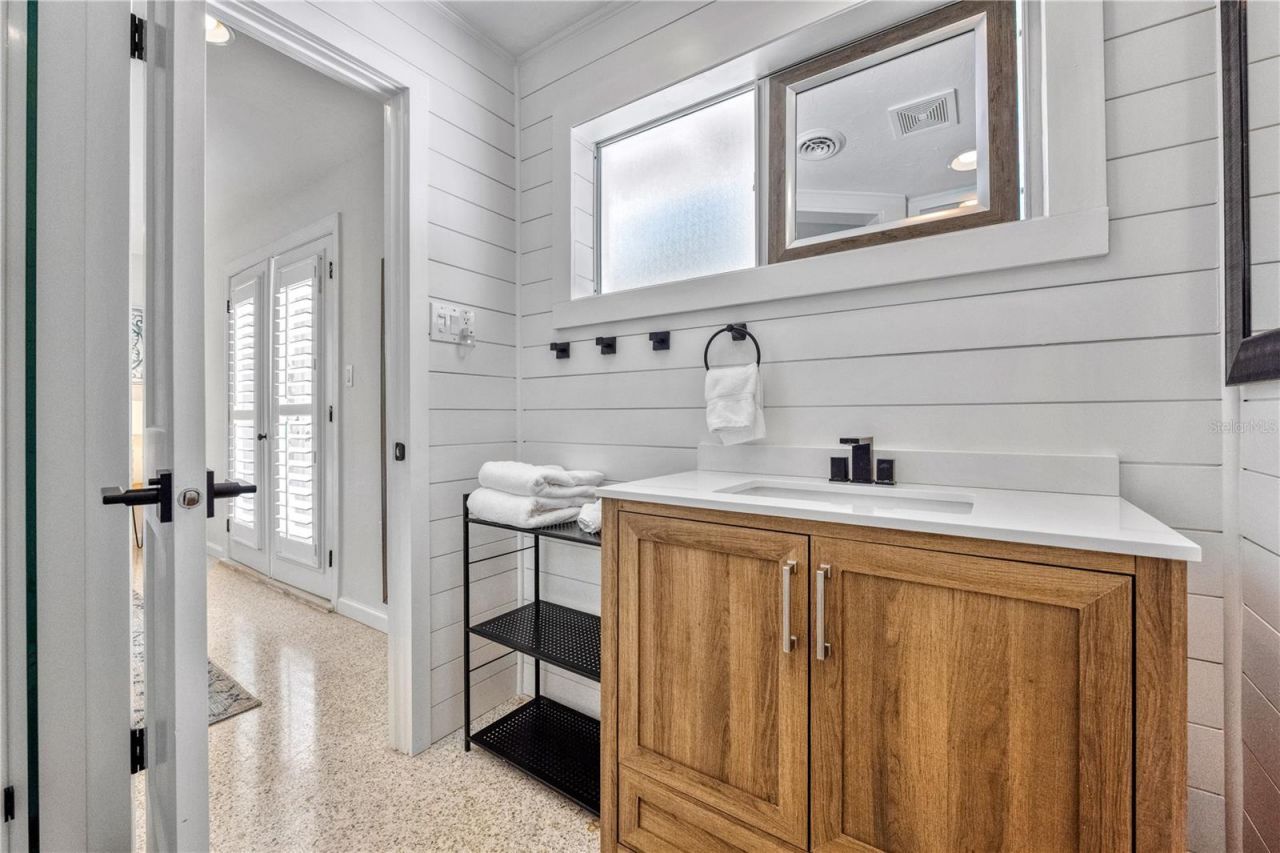 3360 Higel Avenue, Sarasota, FL 34242 Photo