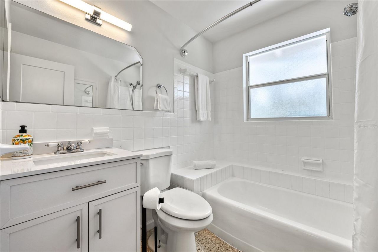 3360 Higel Avenue, Sarasota, FL 34242 Photo