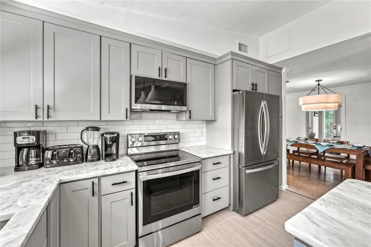 3360 Higel Avenue, Sarasota, FL 34242 Photo