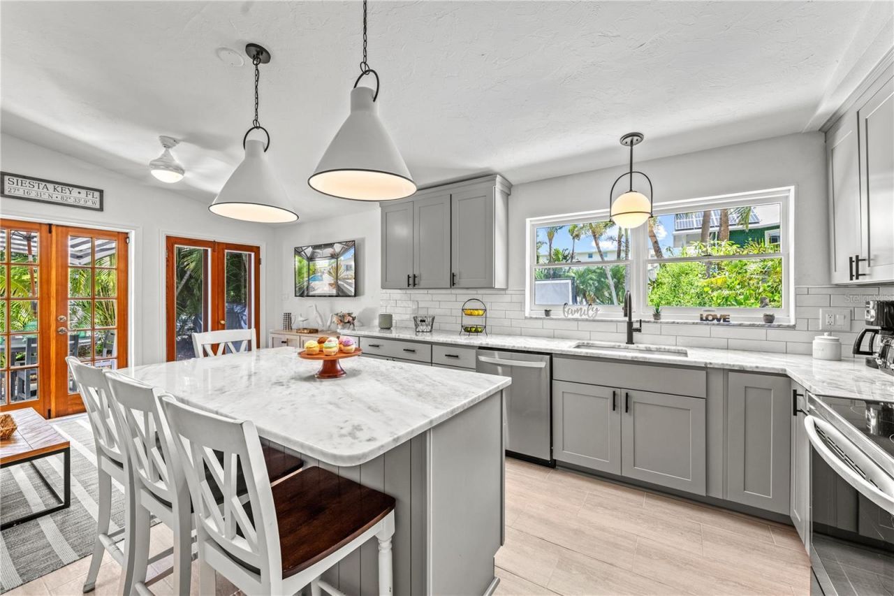 3360 Higel Avenue, Sarasota, FL 34242 Photo