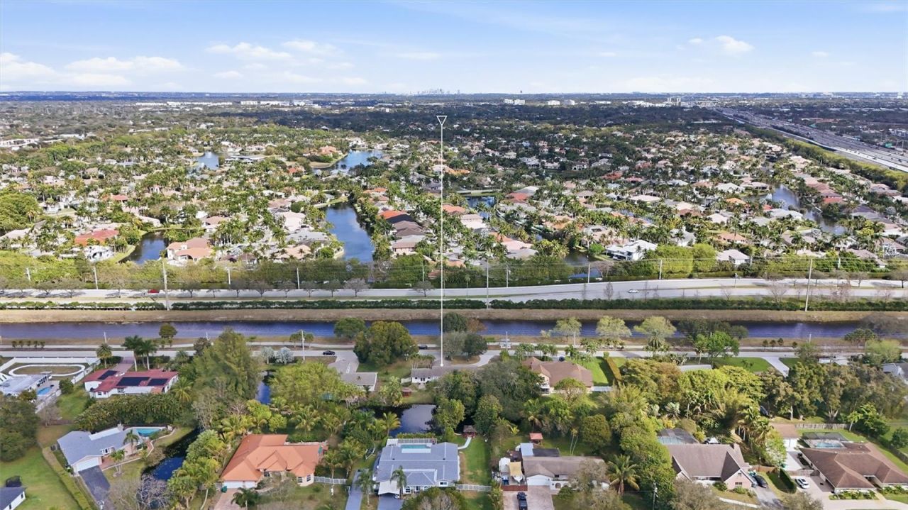 431 S Old Hiatus Rd Avenue , Fort Lauderdale, FL 33325 Photo