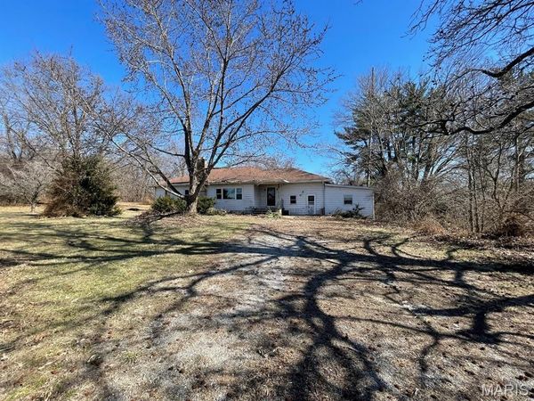 4800 N State Route 159 , Edwardsville, IL 62025