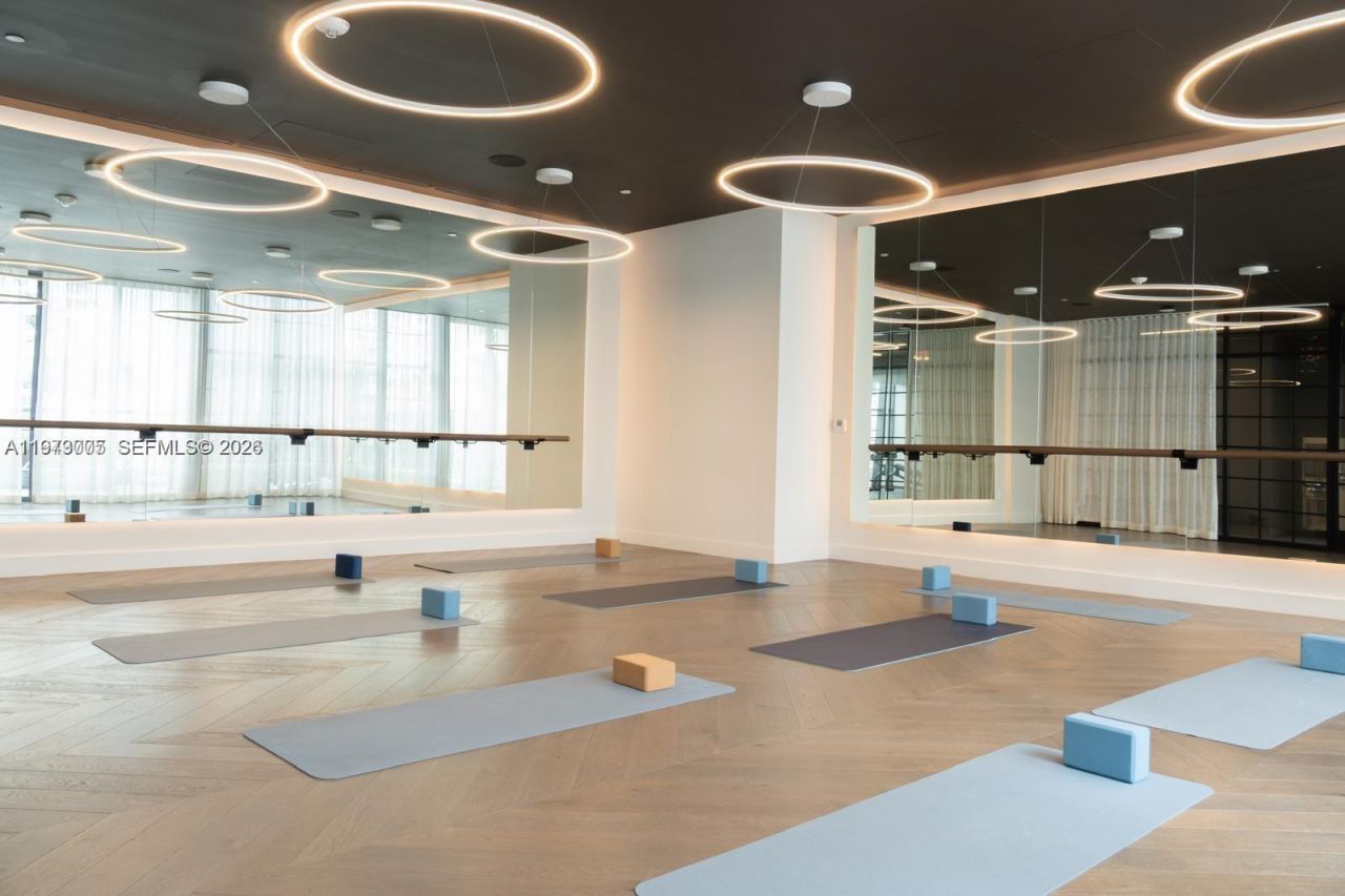 159 NE 6th St , Unit 4811, Miami, FL 33132 Photo