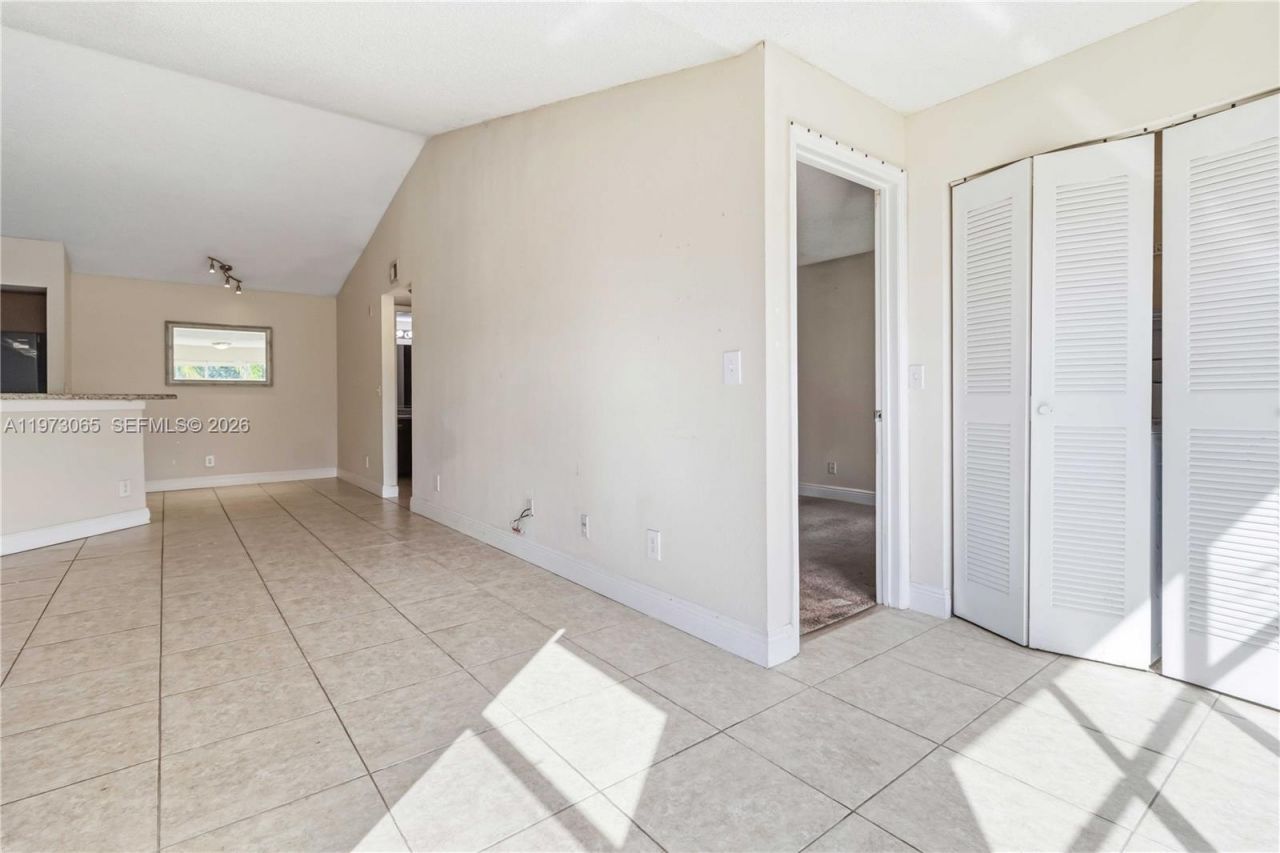 12760 Vista Isles, Unit 724, Sunrise, FL 33325 Photo