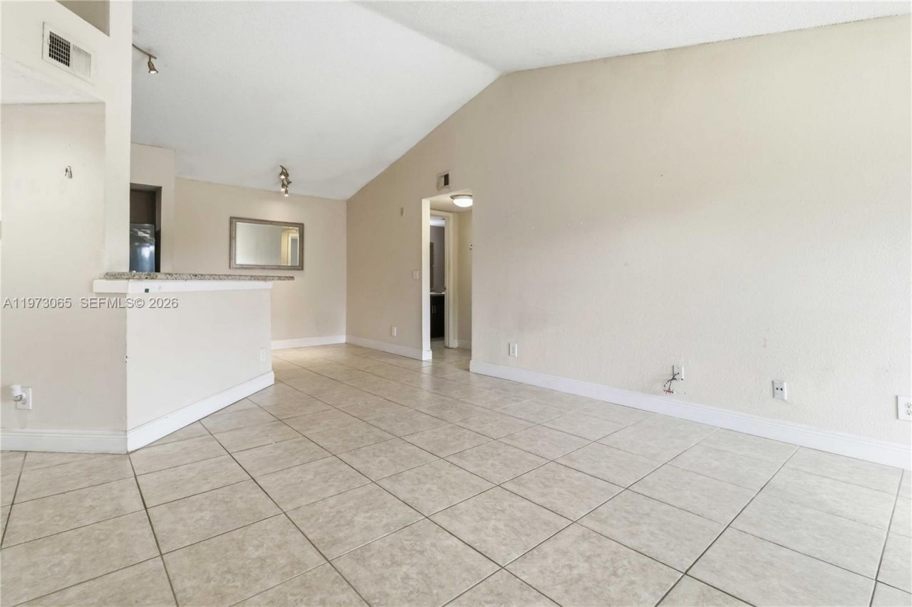 12760 Vista Isles, Unit 724, Sunrise, FL 33325 Photo
