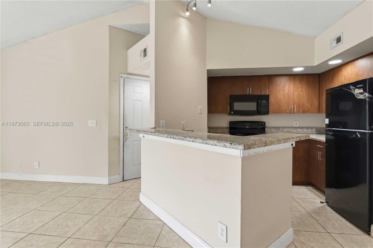 12760 Vista Isles, Unit 724, Sunrise, FL 33325 Photo