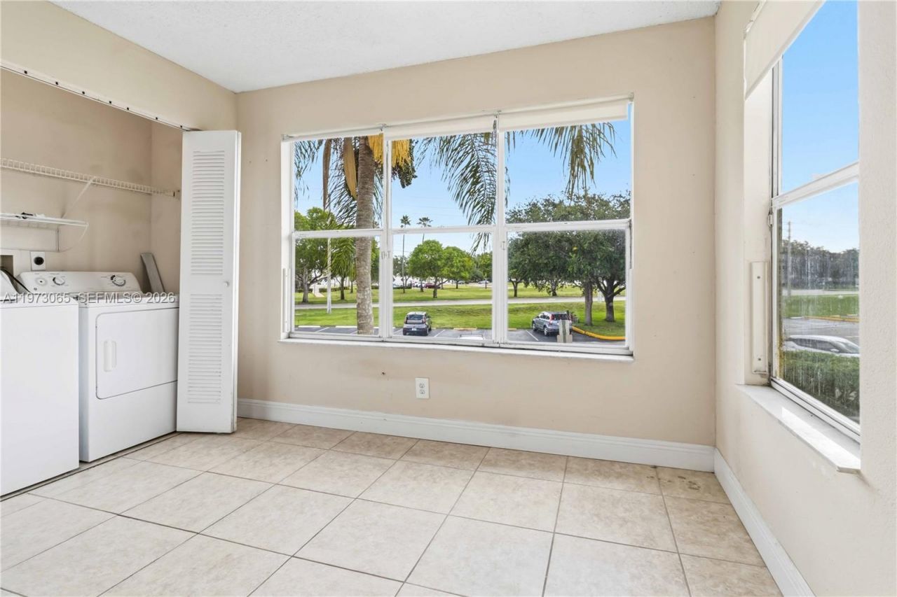 12760 Vista Isles, Unit 724, Sunrise, FL 33325 Photo