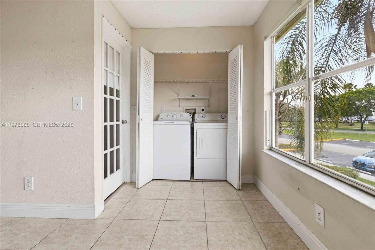 12760 Vista Isles, Unit 724, Sunrise, FL 33325 Photo