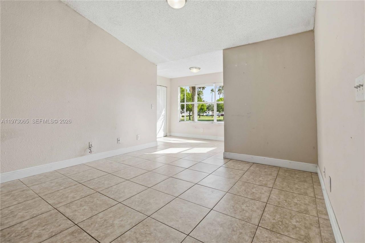 12760 Vista Isles, Unit 724, Sunrise, FL 33325 Photo