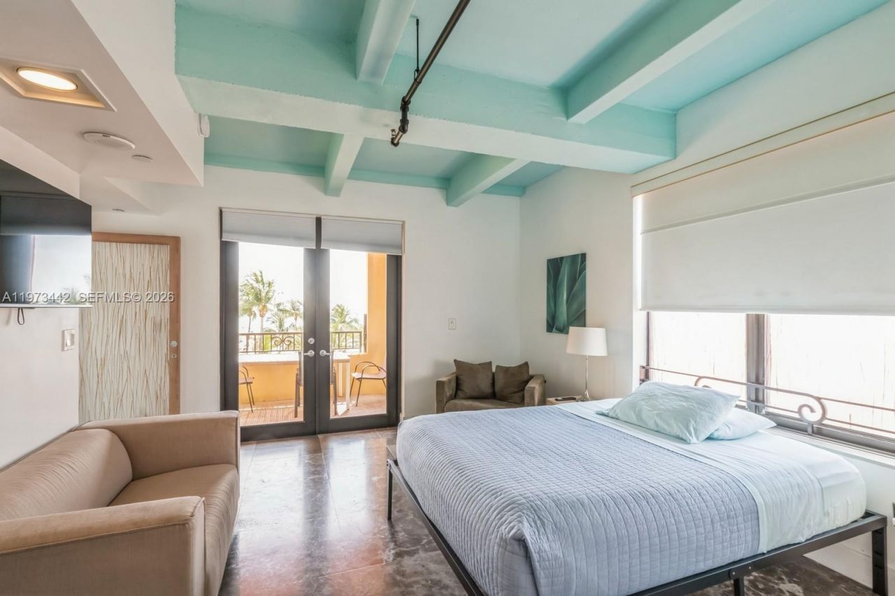 1330 Ocean Dr, Unit 4A, Miami Beach, FL 33139 Photo