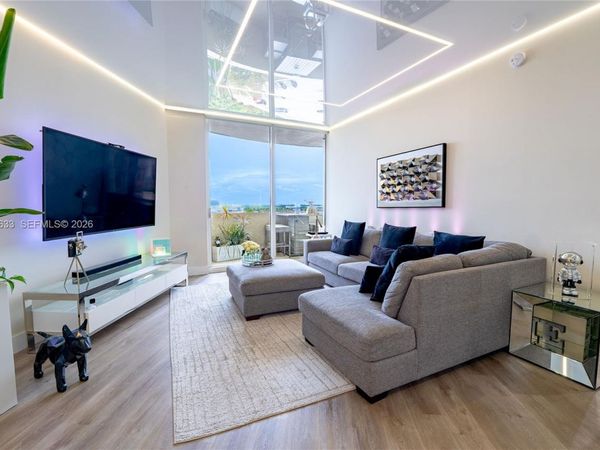 19501 W Country Club Dr, Unit 1011, Aventura, FL 33180