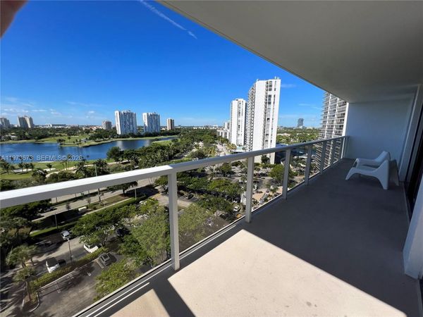 3731 N Country Club Dr, Unit 1424, Aventura, FL 33180