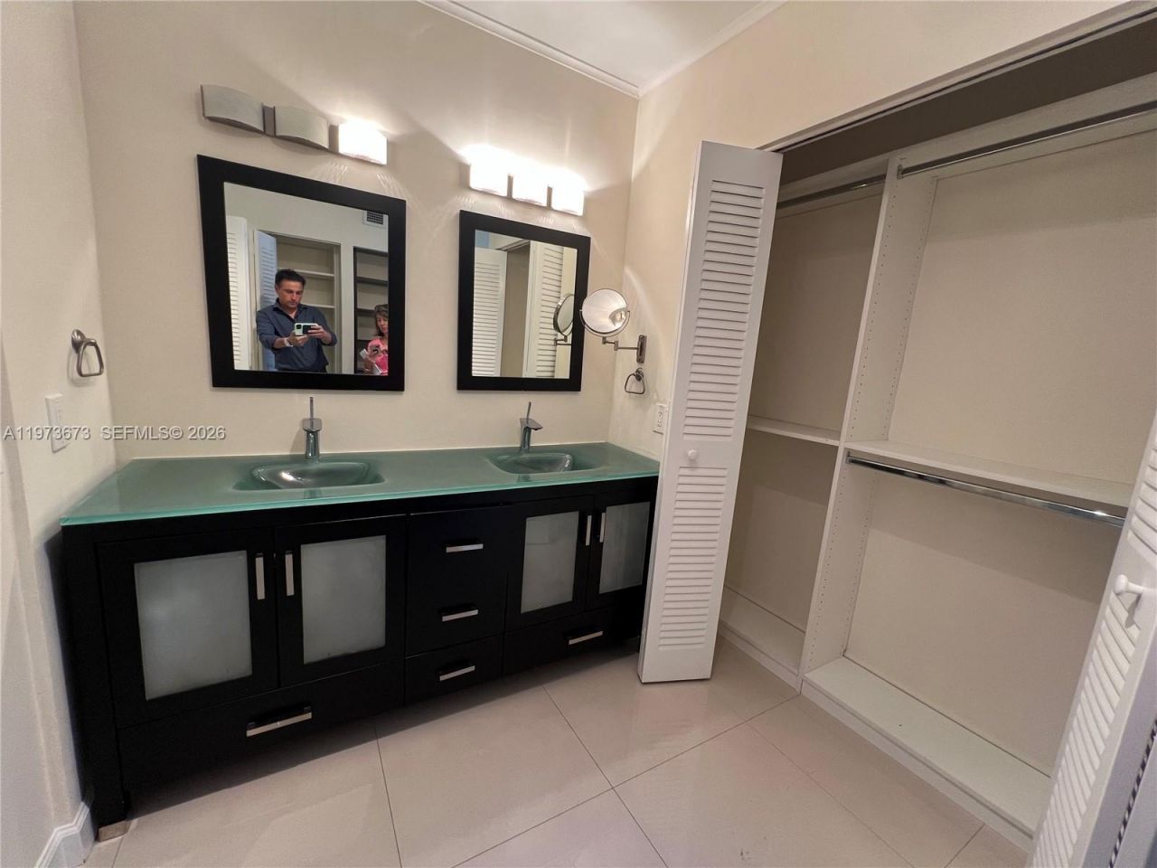 3731 N Country Club Dr, Unit 1424, Aventura, FL 33180 Photo