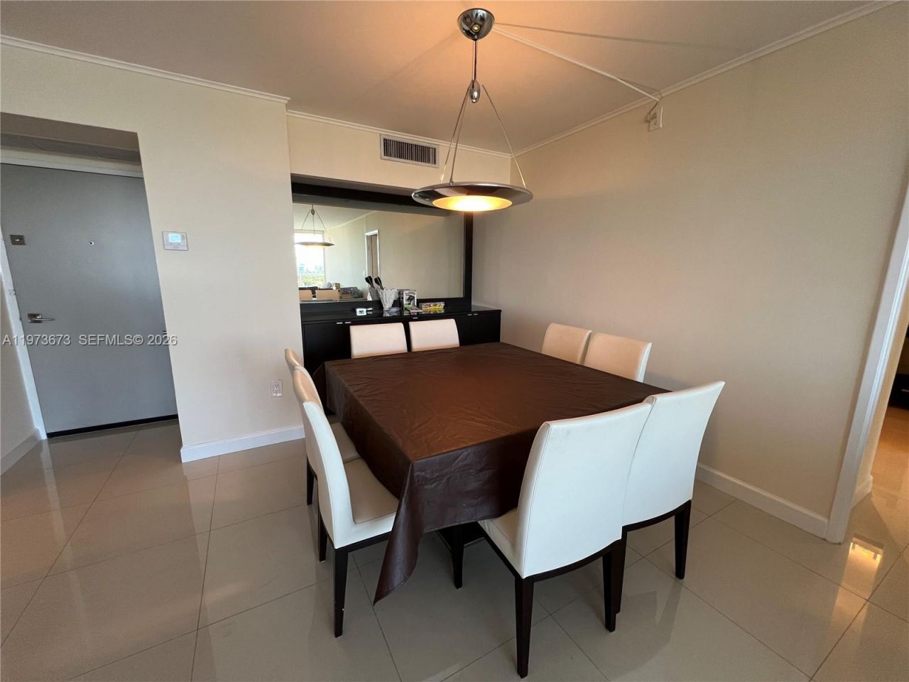 3731 N Country Club Dr, Unit 1424, Aventura, FL 33180 Photo