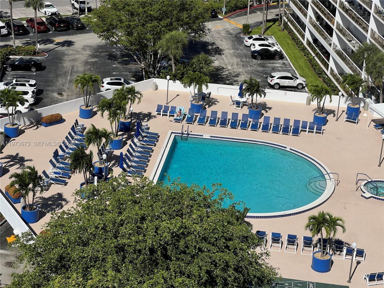 3731 N Country Club Dr, Unit 1424, Aventura, FL 33180 Photo