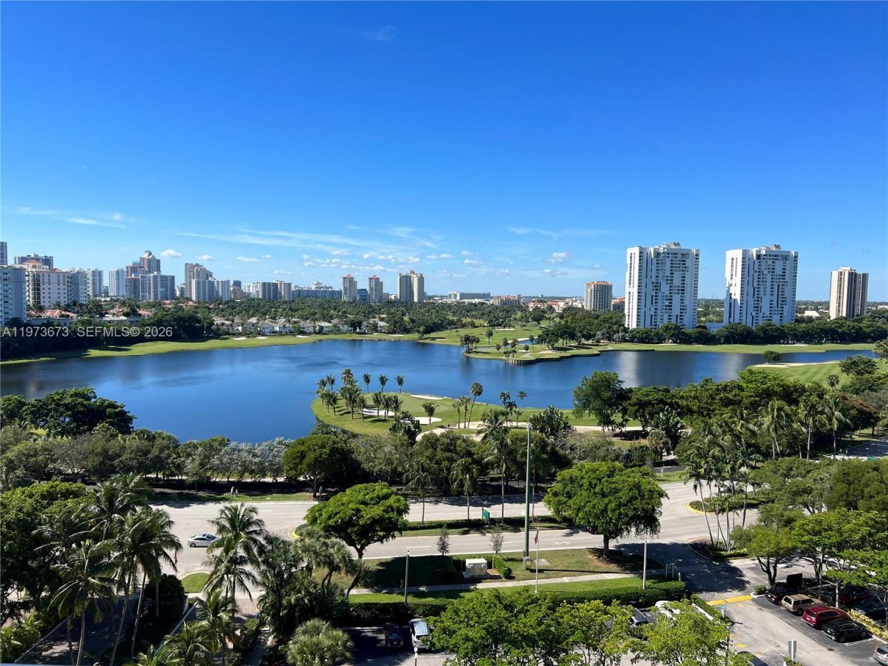 3731 N Country Club Dr , Unit 1424, Aventura, FL 33180 Photo