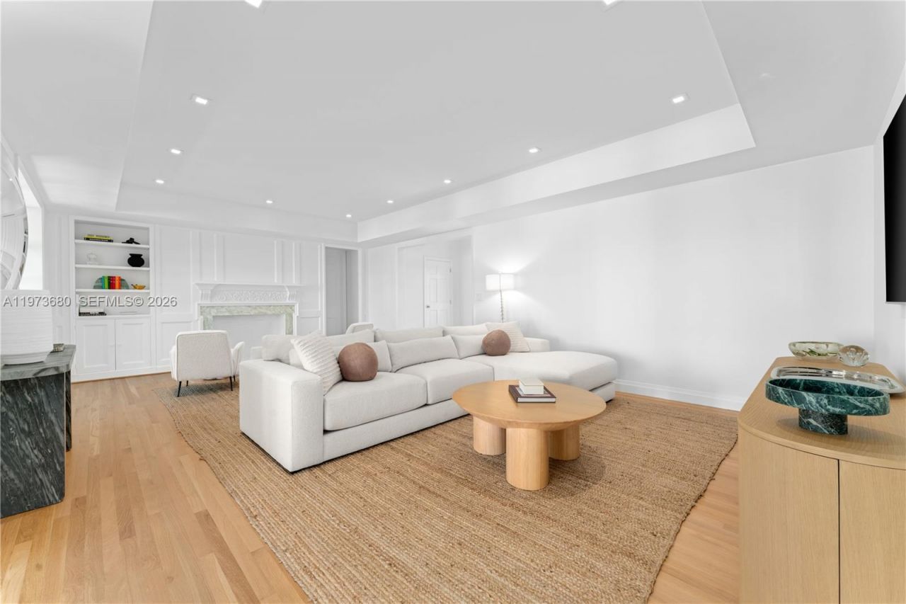 6675 Roxbury Ln , Miami Beach, FL 33141 Photo