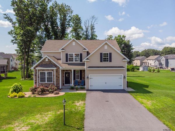 106 Balsam Way, Clifton Park, NY 12065