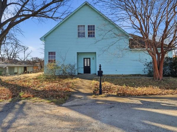 730 Summers Lane, Lake Dallas, TX 75065