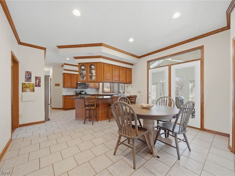 8732 Eastlynn Avenue NW, Massillon, OH 44646 Photo 9