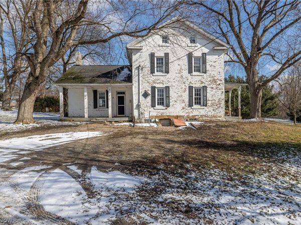 514 Reno Drive, Louisville, OH 44641