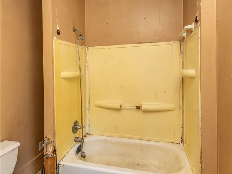 514 Reno Drive, Louisville, OH 44641 Photo 25