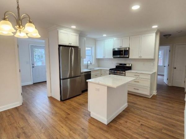 34 Scott Ave, Sayreville, NJ 08879