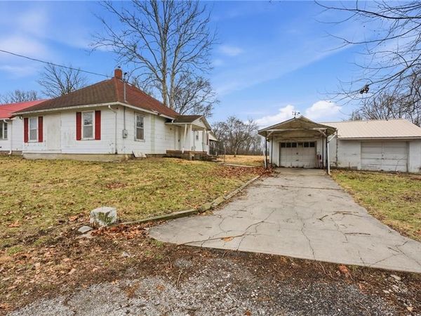 526 North Street, Hardin, MO 64035