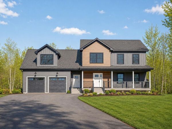 17 Betty Lane, Windham, ME 04062