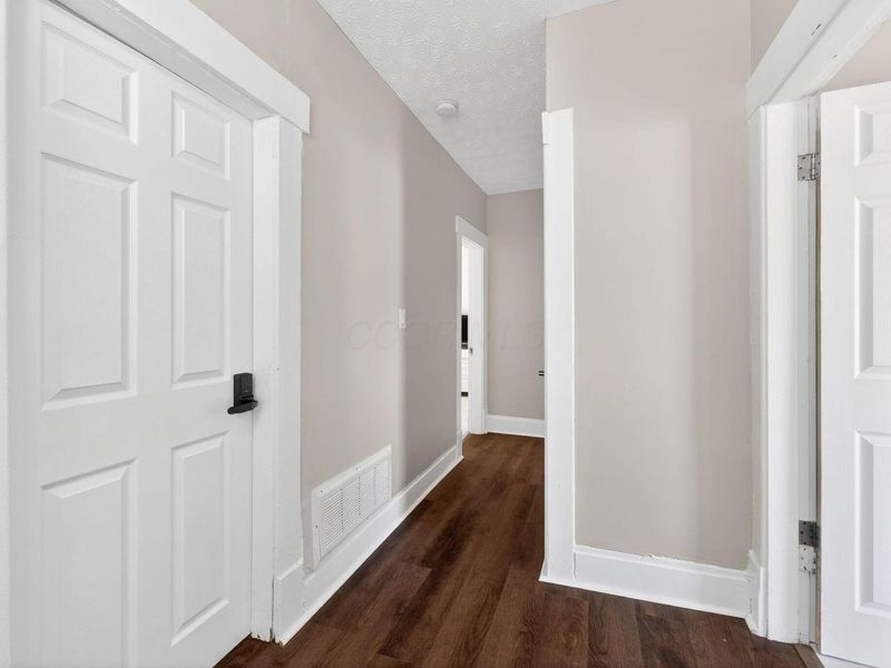 1055 Wilson Avenue, Columbus, OH 43206 Photo 22