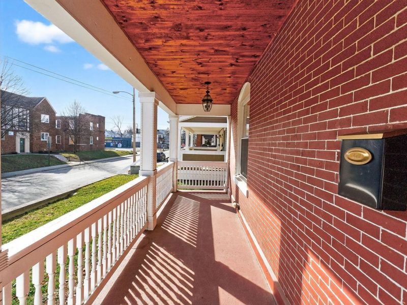 1055 Wilson Avenue, Columbus, OH 43206 Photo 3