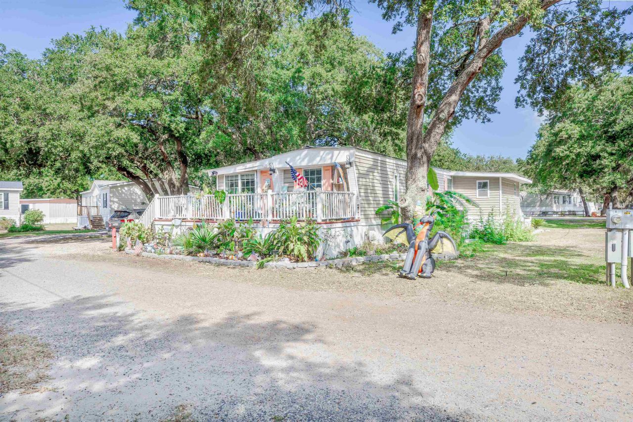 320 Clam Shell Circle  Photo 5