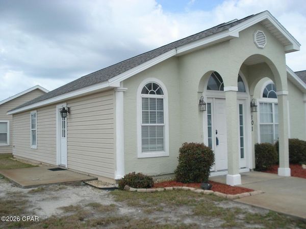 101 Seagrass Way, Panama City Beach, FL 32407