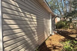 114 E College Street  photo 4