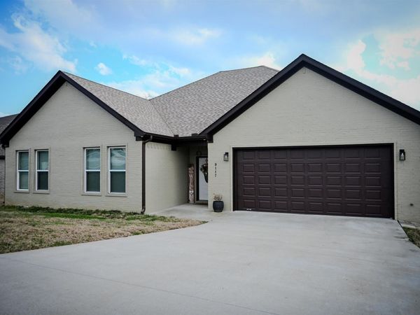 9117 Johnson Drive, Sherwood, AR 72120