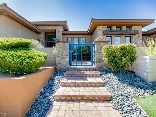 69 Hawk Ridge Drive , Las Vegas, NV 89135