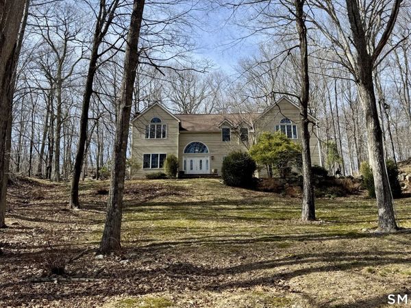 123A Peaceable, Redding, CT 06896