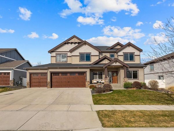 17709 E Daystar Rd, Greenacres, WA 99016