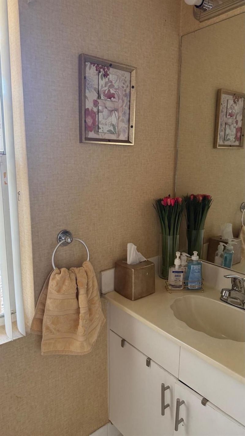 593 Bedford Avenue, Weston, FL 33326 Photo