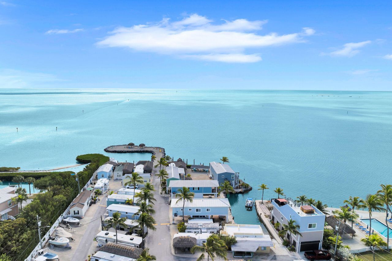 84961 Old Highway, Unit 18, Islamorada, FL 33036 Photo