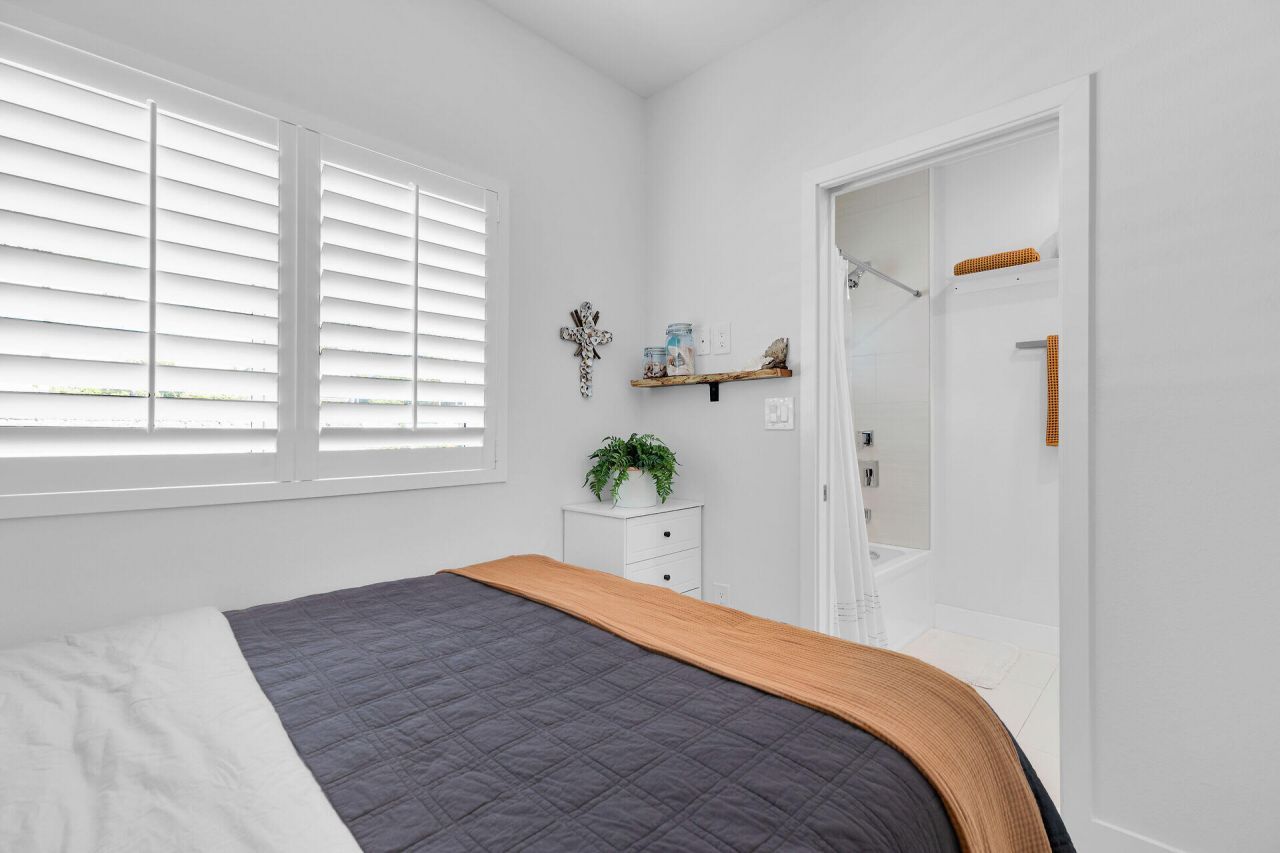 84961 Old Highway, Unit 18, Islamorada, FL 33036 Photo