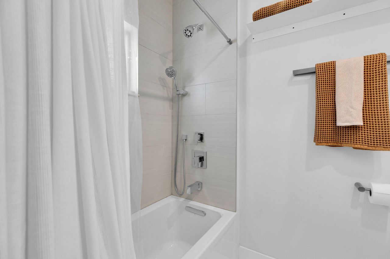 84961 Old Highway, Unit 18, Islamorada, FL 33036 Photo