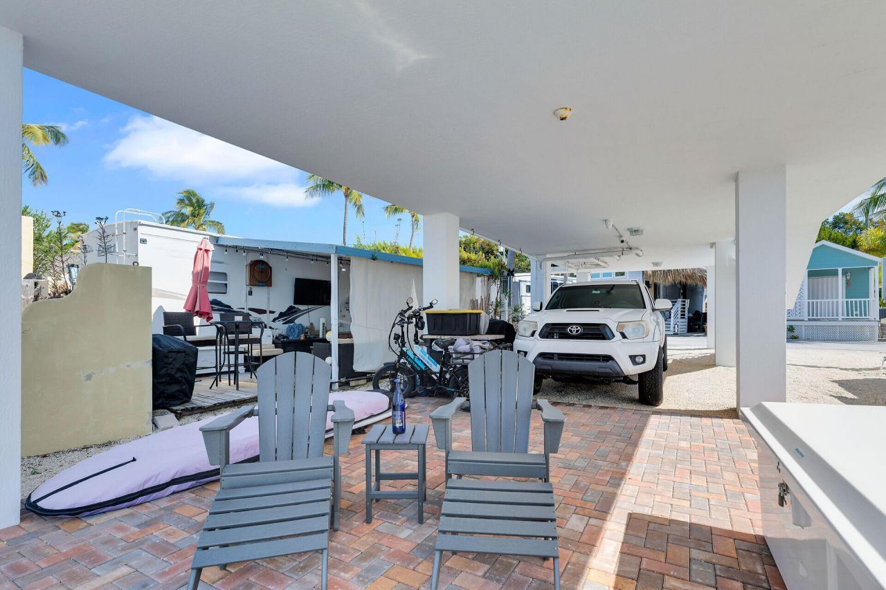 84961 Old Highway, Unit 18, Islamorada, FL 33036 Photo