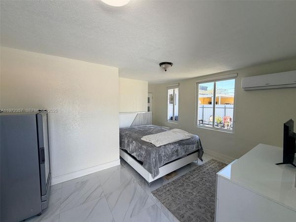 5801 NW 113th Ter , Unit 4, Hialeah, FL 33012