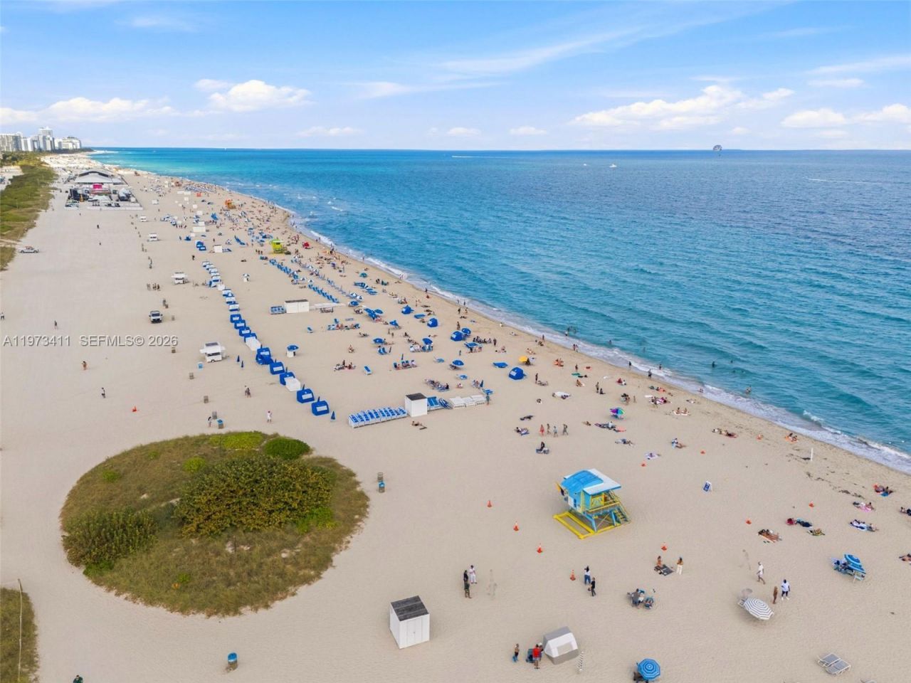 448 Ocean Dr, Unit 303, Miami Beach, FL 33139 Photo