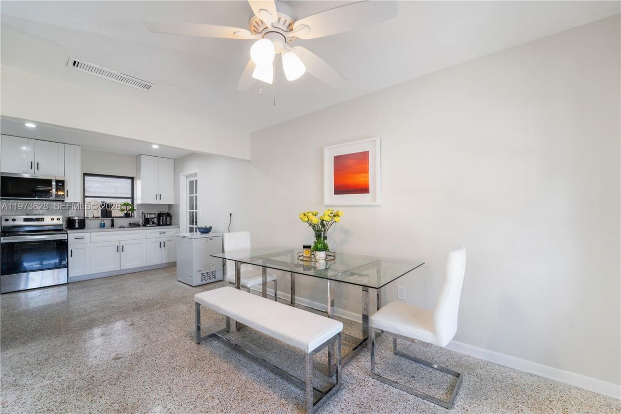 2020 SW 127th Ct, Miami, FL 33175 Photo