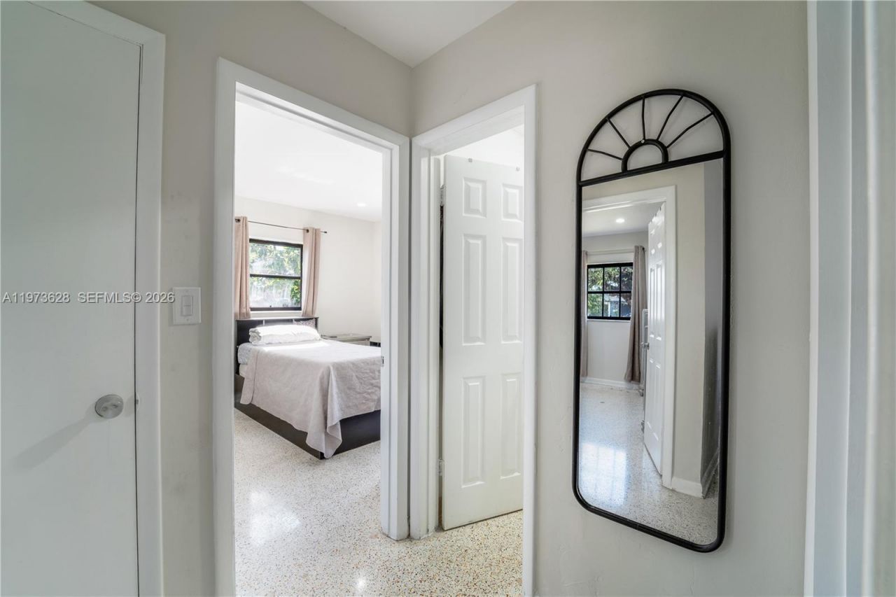 2020 SW 127th Ct, Miami, FL 33175 Photo