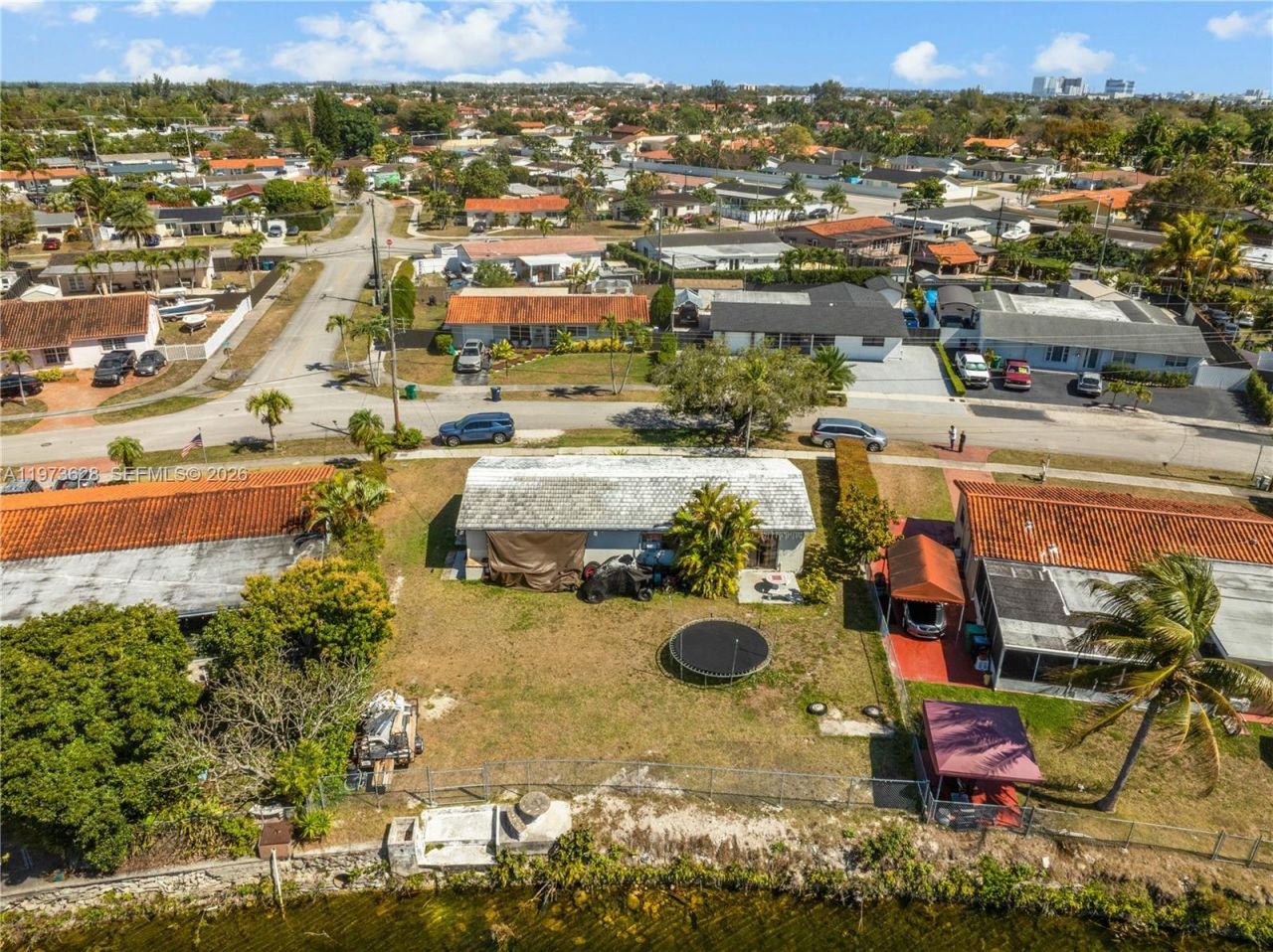 2020 SW 127th Ct, Miami, FL 33175 Photo