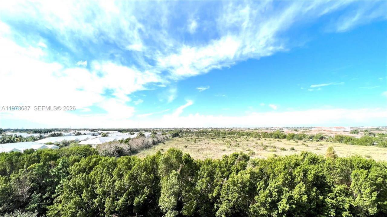 7751 NW 107th Ave, Unit 612, Doral, FL 33178 Photo