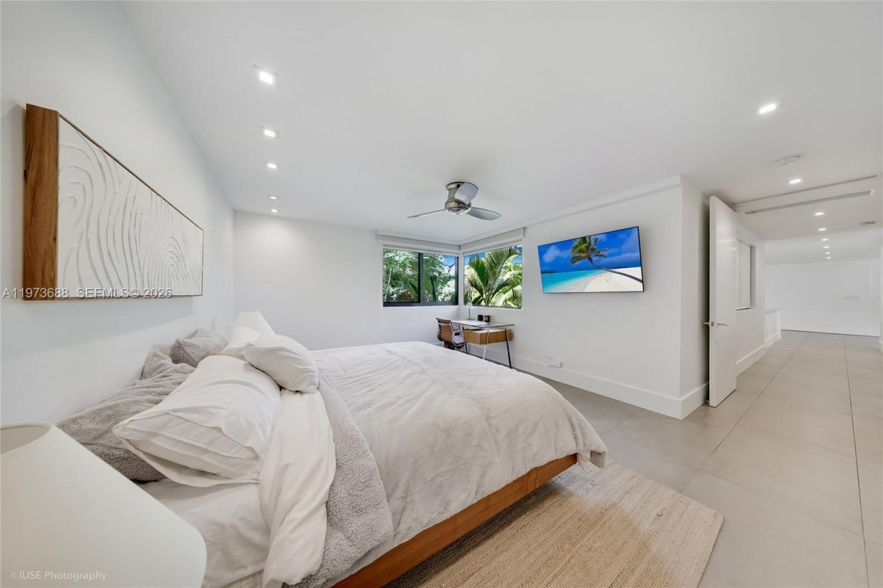 2815 Regatta Ave , Miami Beach, FL 33140 Photo